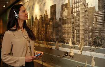 Holland America Line Vista- Class Art tour .jpg